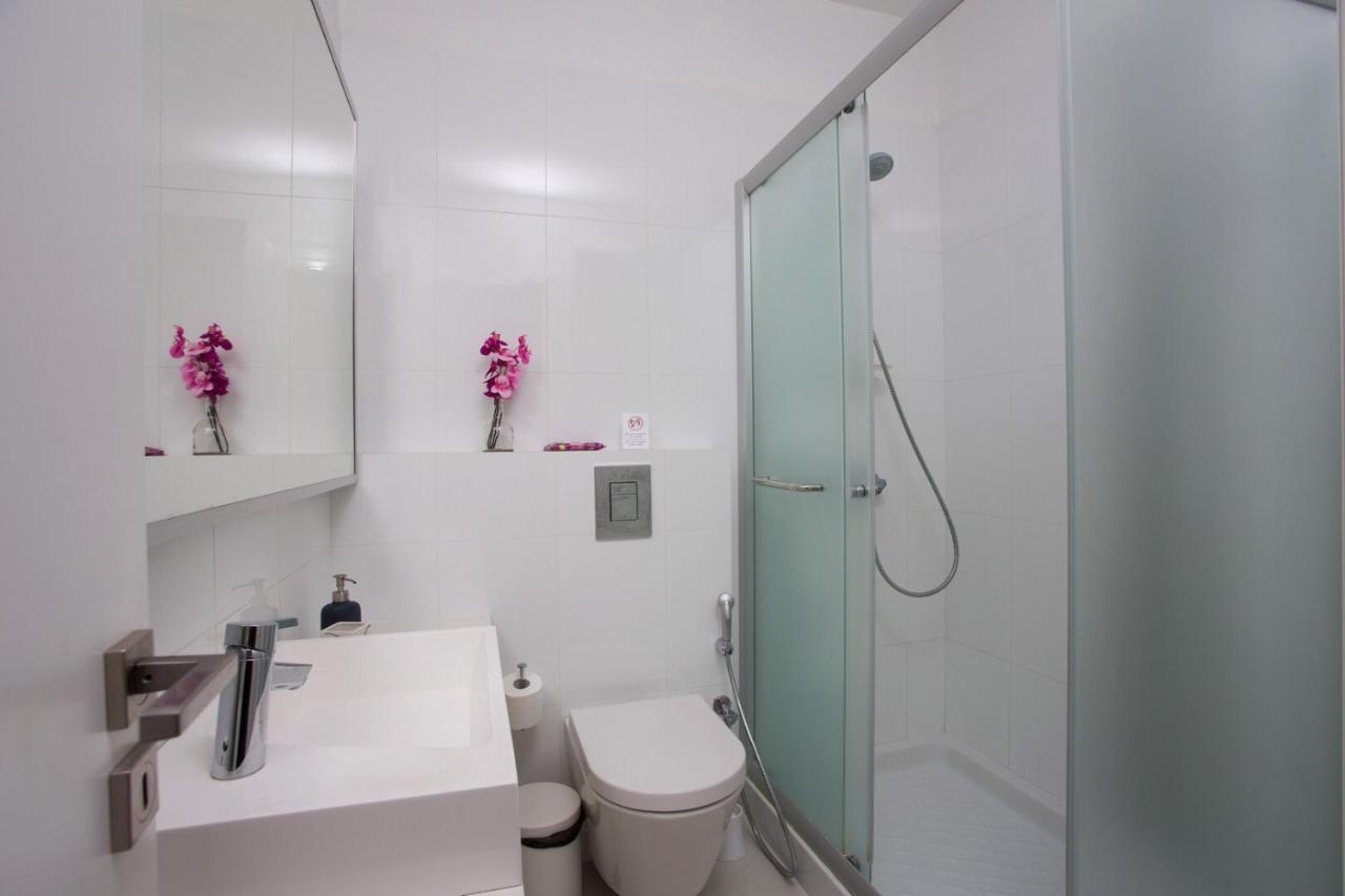 Opera Exclusive Apts By Trulycyprus Limisso Esterno foto